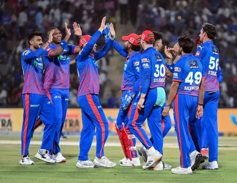 Starc takes four wickets as DC beat RR to keep playoff hopes alive
