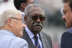 Sir Clive Lloyd elected as Lancashire President