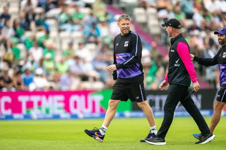 Flintoff Set to Coach Thunder