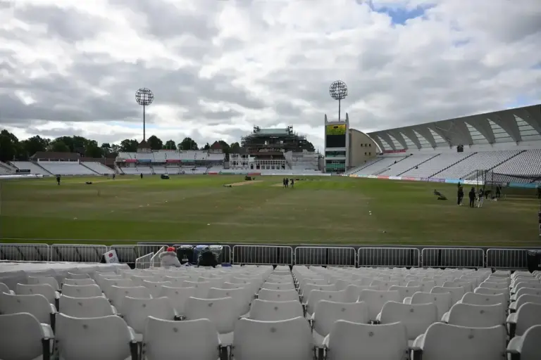 Trent Bridge Cricket Ground Spectator Guide: History, Best Stands, Transport & Famous Ashes Moments