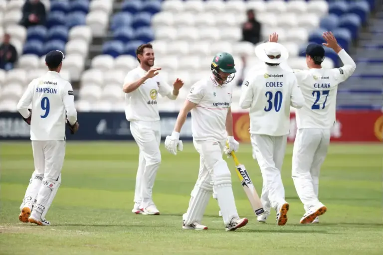 County Championship Division One Review: Round 6 Day 4