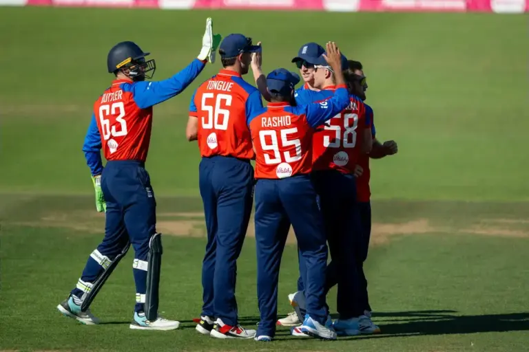 Southampton setback costs India their top spot in T20I rankings